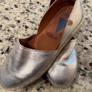 Verbenas Carmen Silver Espadrilles